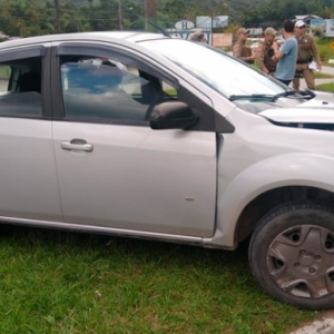 Páscoa com acidente: mulher fica ferida após colisão em rodovia