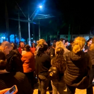 REVOLTA: Após abuso contra criança, população protesta em ato de revolta