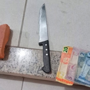 Assaltantes extremamente perigosos são capturados após roubarem jovem 