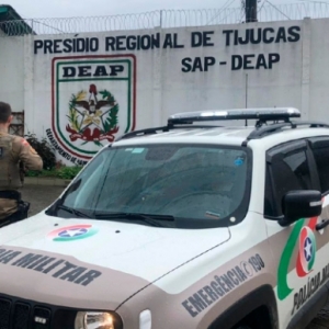 Acusado de estupro contra criança é capturado e levado para o presídio