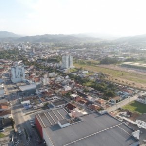 Trânsito terá mudança e proibição para estacionar durante o próximo final de semana