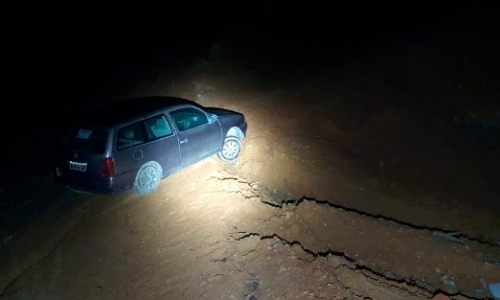Veículo com registro de furto/roubo é encontrado em local de difícil acesso