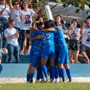União aplica goleada e larga com grande vantagem nas semifinais