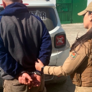 Foragido do sistema prisional é capturado após dirigir embriagado e em alta velocidade