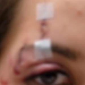 Mulher sofre cortes e é asfixiada com toalha de banho; violência foi praticada pelo marido