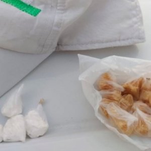 Casal que iria vender drogas em bar de Canelinha é preso pela PMRV