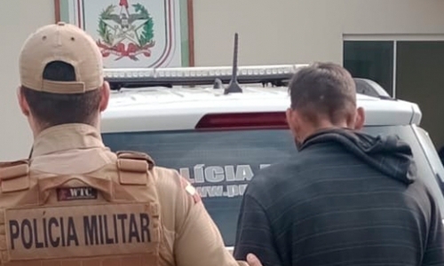 Foragido da Justiça do Paraná é capturado em rua com diversos casos de tráfico de drogas