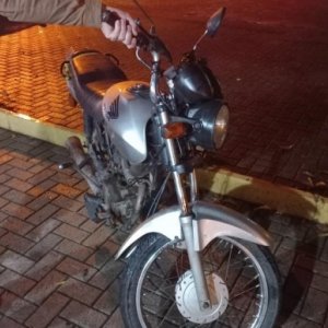 Colisão na SC-410 deixa jovem motoqueiro gravemente ferido