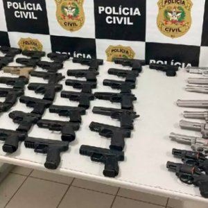 Mais de 50 armas furtadas em loja de cidade da Região são recuperadas
