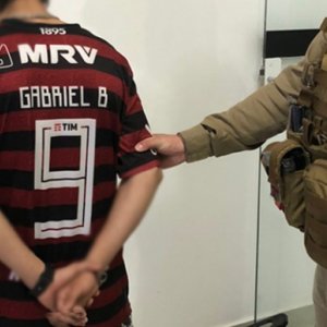 Adolescente acusado de esfaquear homem em bailão de Tijucas é apreendido