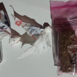 Traficante acusa companheira de roubar dinheiro das vendas e acaba preso