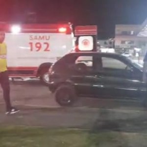 Motorista foge após atropelar adolescente no centro de Tijucas 