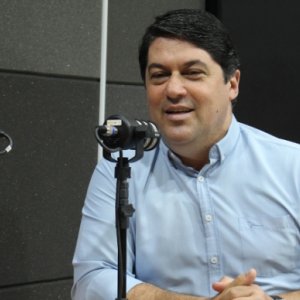 Como pai e filho podem ser oposição na disputa por cargo político?