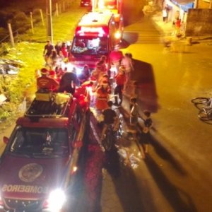 Bombeiros de Tijucas fazem ação de Natal em áreas atingidas pelas chuvas