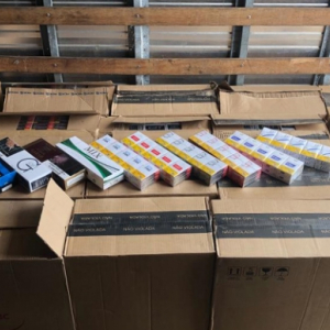 Carga com 11 mil maços de cigarros sem nota é apreendida em Itapema