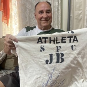 PELÉ ETERNO | Tijuquense guarda há 40 anos lembrança do Rei do Futebol