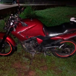 Atropelamento deixa duas pessoas com graves ferimentos