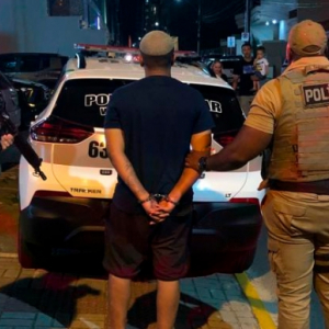 Envolvido com tráfico é preso em flagrante após rondas da Polícia Militar