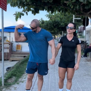 Casal de Itapema é o único da região a participar de campeonato de fisiculturismo