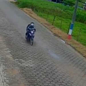 Comerciante tem prejuízo de cerca de R$ 7 mil após assalto sob ameaçada de morte  