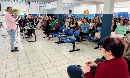 Professores recebem capacitação para casos de segurança nas escolas