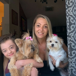 VÍDEO: Dia das Mães: desafio e a busca por inclusão de uma mãe com filho Down