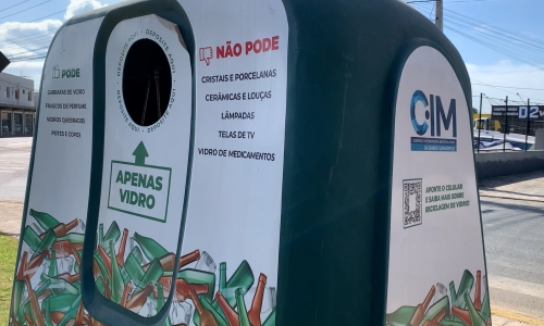 Depois de 30 dias, ponto descarte exclusivo de vidro recebe material indevido 