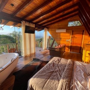 ROMANTISMO NO AR: Cabanas em Tijucas têm grande procura por casais; saiba onde