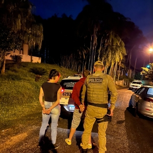 Casal é preso por tráfico de drogas em São João Batista 
