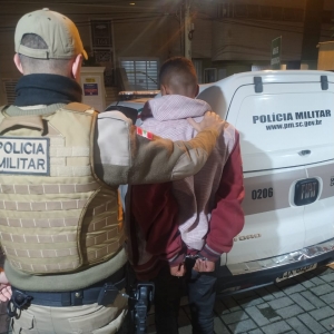 Criminoso tentar furtar bicicleta no bairro da Praça, mas acaba detido em Tijucas