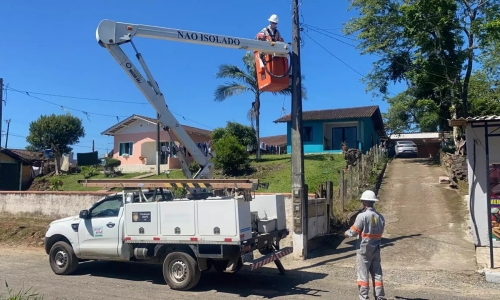 Bairro deverá ficar sem energia elétrica devido à obras da Celesc