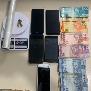 Vizinho reclama de tráfico de drogas e é ameaçado com disparos de arma de fogo