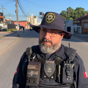 Após polêmicas e reclamações, rua tem semáforo retirado