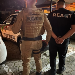 Tijucano é preso em flagrante com mais de 3kg de maconha e ponto de tráfico é desmantelado 