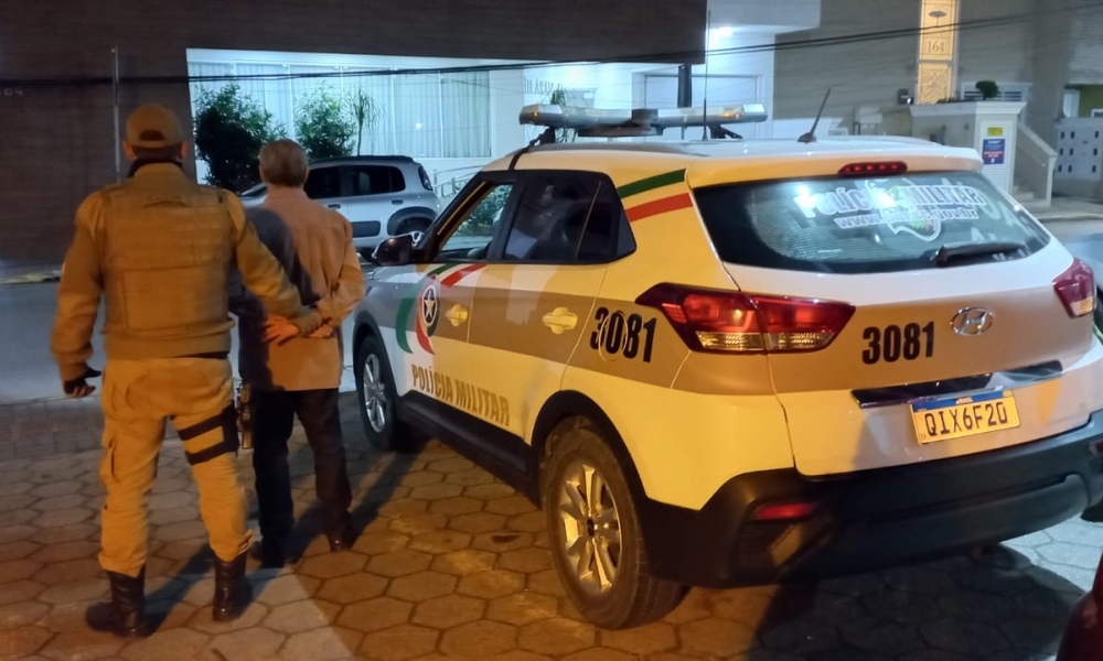 Vítima de acidente é arrastada  por 10 metros, motorista bêbado tentou fugir 