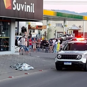 Identificado homem que morreu após cair de prédio