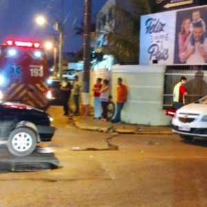 ACIDENTE: criança fica ferida após colisão de carros