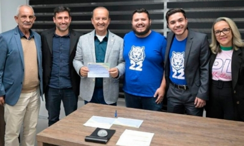 Maxiliano de Oliveira se filia ao PL de Nova Trento com possibilidade de candidatura