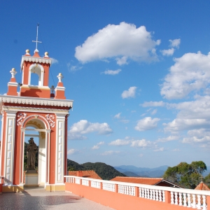 Paróquias da região realizam Caminhada da Família ao Morro da Cruz