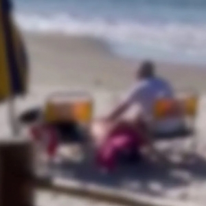 Casal é flagrado em ato obsceno em praia de Bombinhas; polícia vai investigar