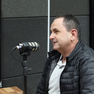 Primeiro clic; com Ney da Tijusat falando sobre política e futuro