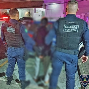 Motocicleta furtada em Tijucas é recuperada em Porto Belo após perseguição