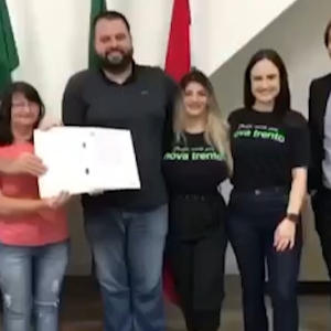 Município de Nova Trento realiza entrega das primeiras escrituras do Reurb