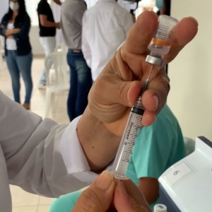 Canelinha adere à Campanha Nacional de Multivacinação para atualização de cadernetas de crianças e adolescentes.