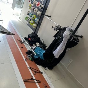Criminosos fazem a ‘limpa’ em loja de esportes no Centro de Tijucas