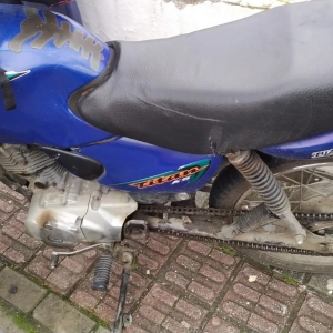 Motociclista fica ferido ao se envolver em acidente de trânsito com carro