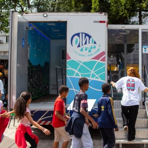 Bombinhas recebe exposição interativa sobre o ciclo da água, com mostra de cinema