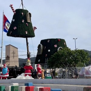 Luzes serão acesas e Papai Noel vai chegar em município da região