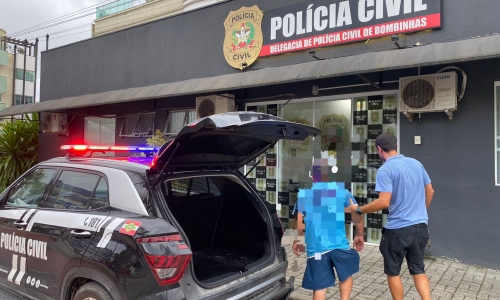 Homem que ateou fogo em casa com adolescente dentro é preso