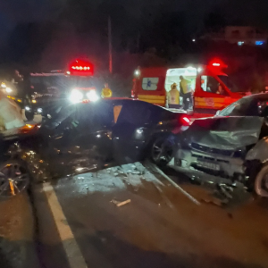 Acidente na SC-108 deixa três vítimas; uma mulher em estado grave
